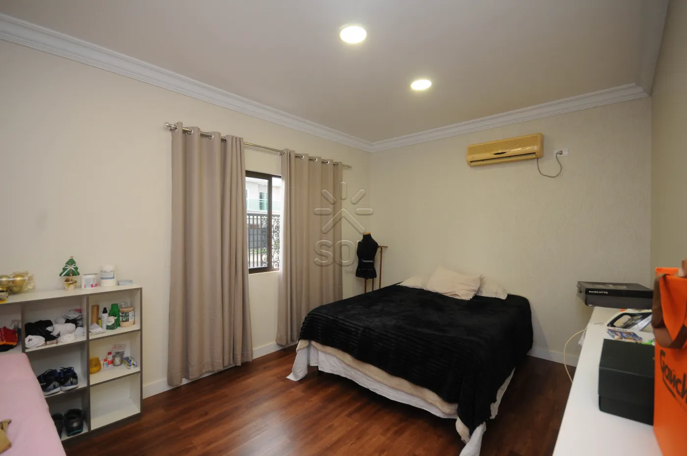 Casa / Sobrado Fora de condomínio em Foz do Iguaçu