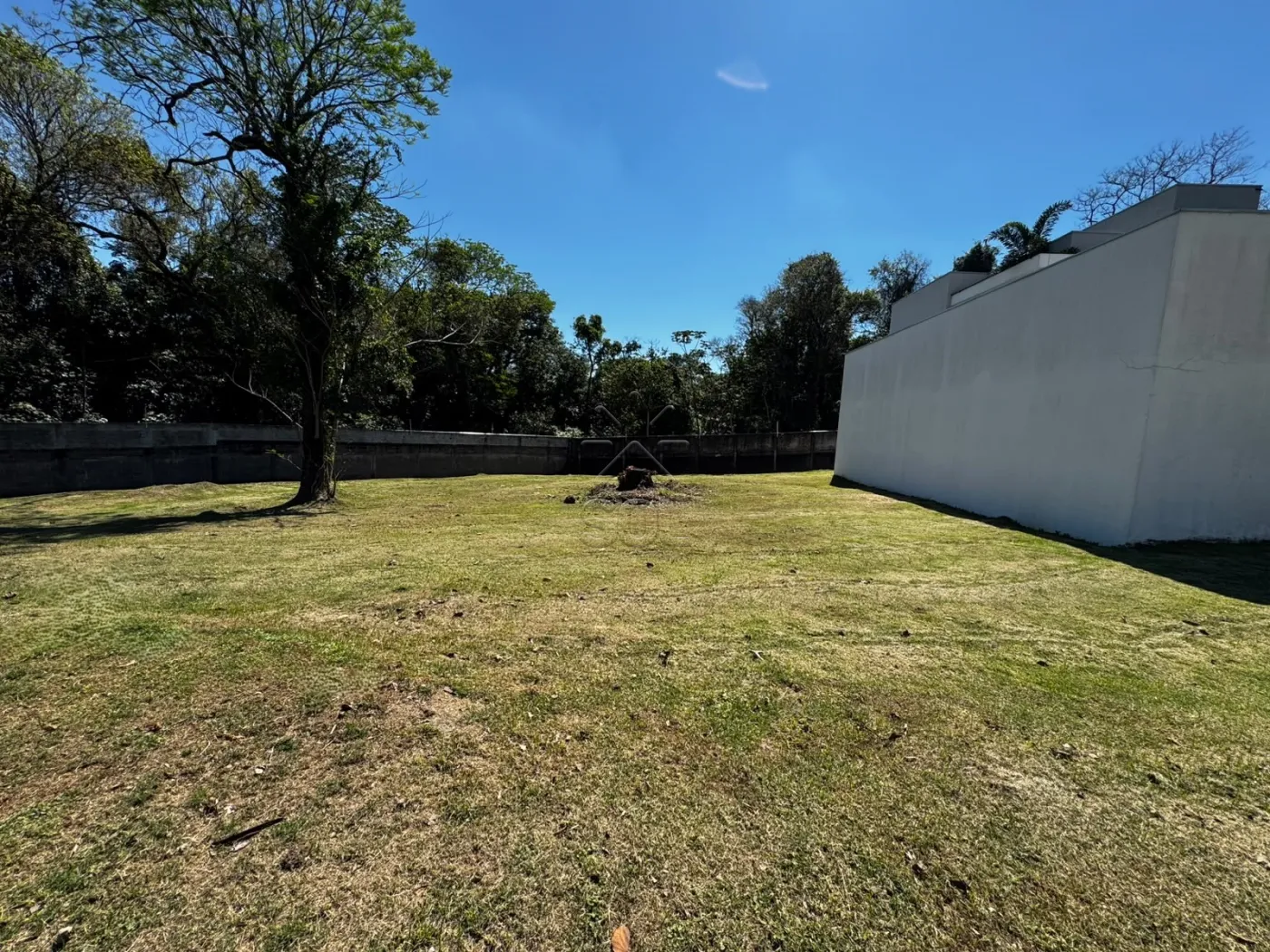 Terreno à venda no Condomínio Esmeralda - Foz do Iguaçu
