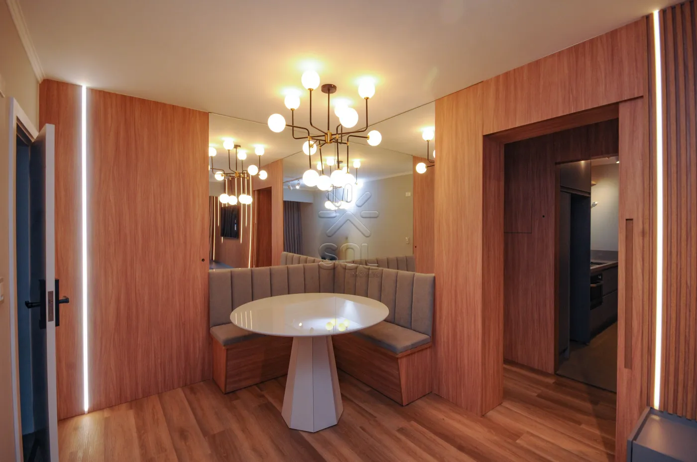Apartamento semimobiliado à venda no Edifício Foz Residence Service - Centro, Foz do Iguaçu