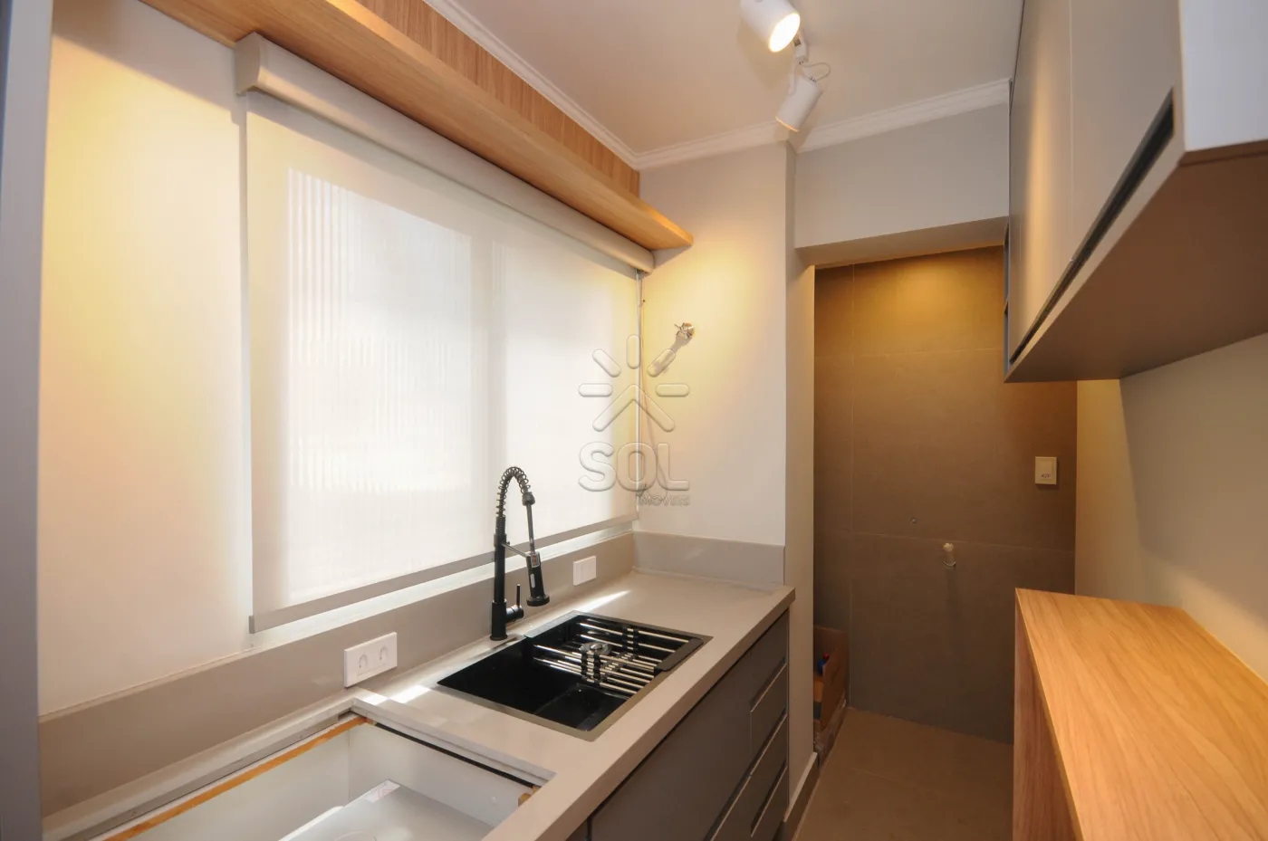 Apartamento semimobiliado à venda no Edifício Foz Residence Service - Centro, Foz do Iguaçu