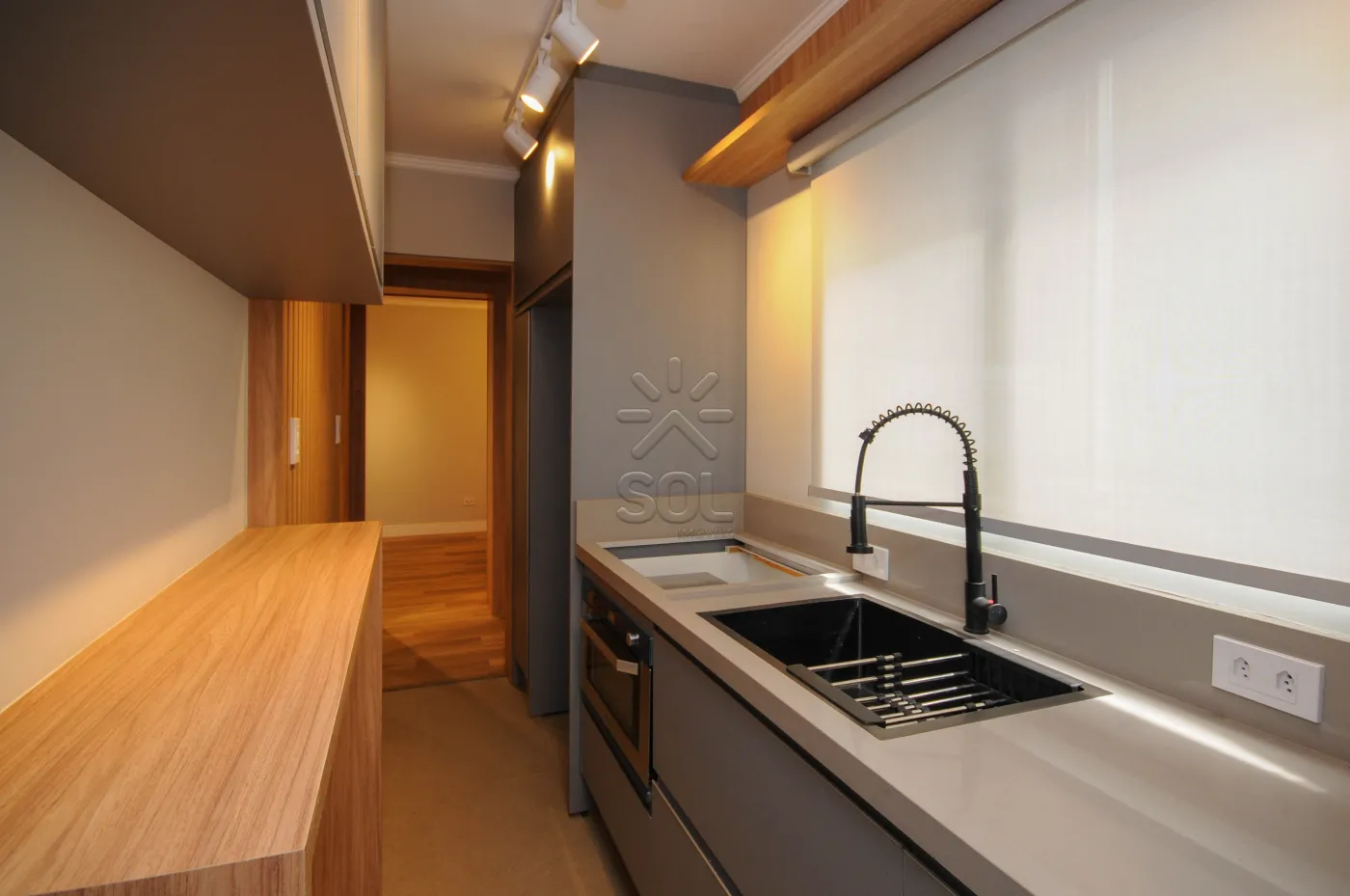 Apartamento semimobiliado à venda no Edifício Foz Residence Service - Centro, Foz do Iguaçu