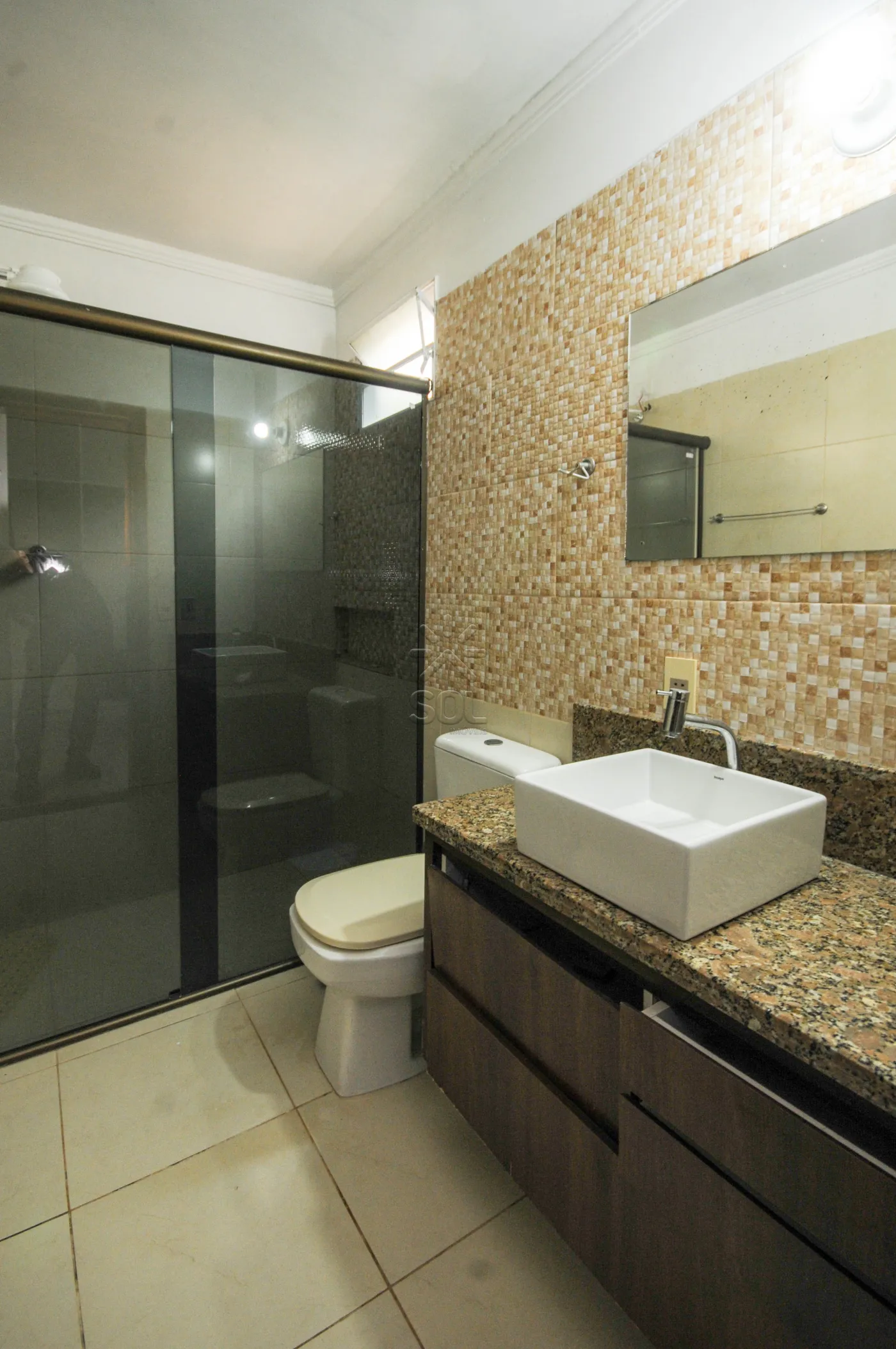 Imóvel com 2 casas à venda no Centro de Foz do Iguaçu