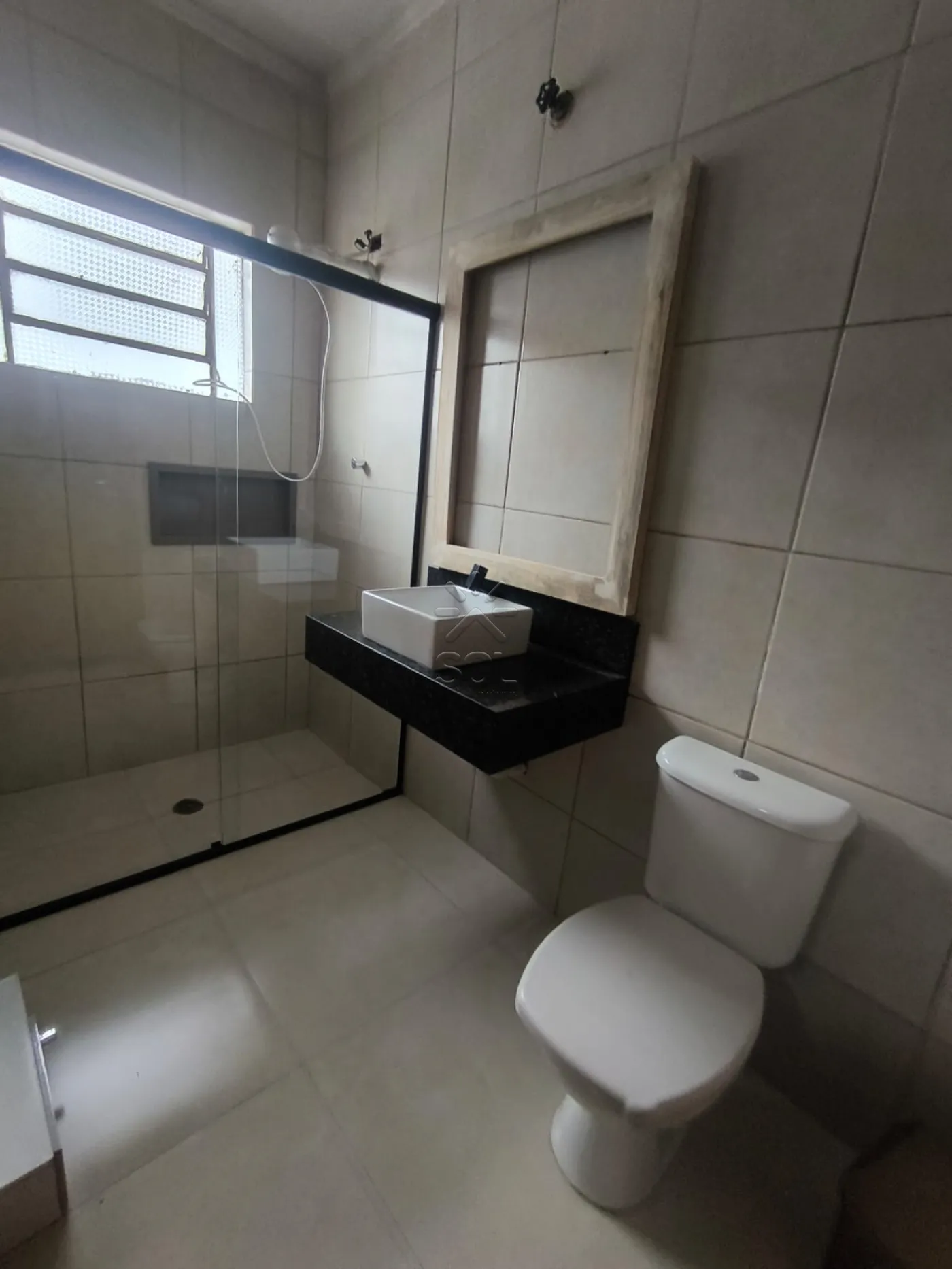 Imóvel com 2 casas à venda no Centro de Foz do Iguaçu