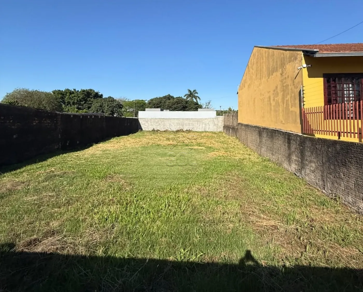 Terreno à venda no Jardim Santa Rosa em Foz do Iguaçu - 388,20m²