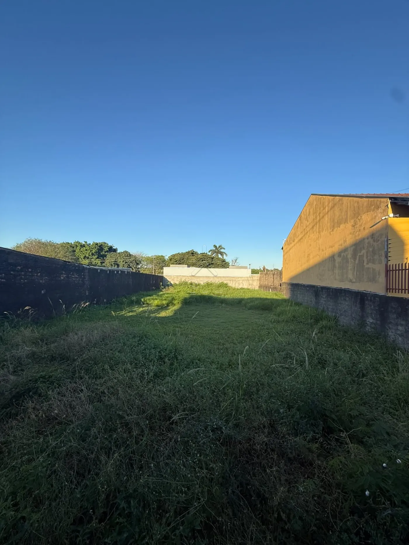 Terreno à venda no Jardim Santa Rosa em Foz do Iguaçu - 388,20m²