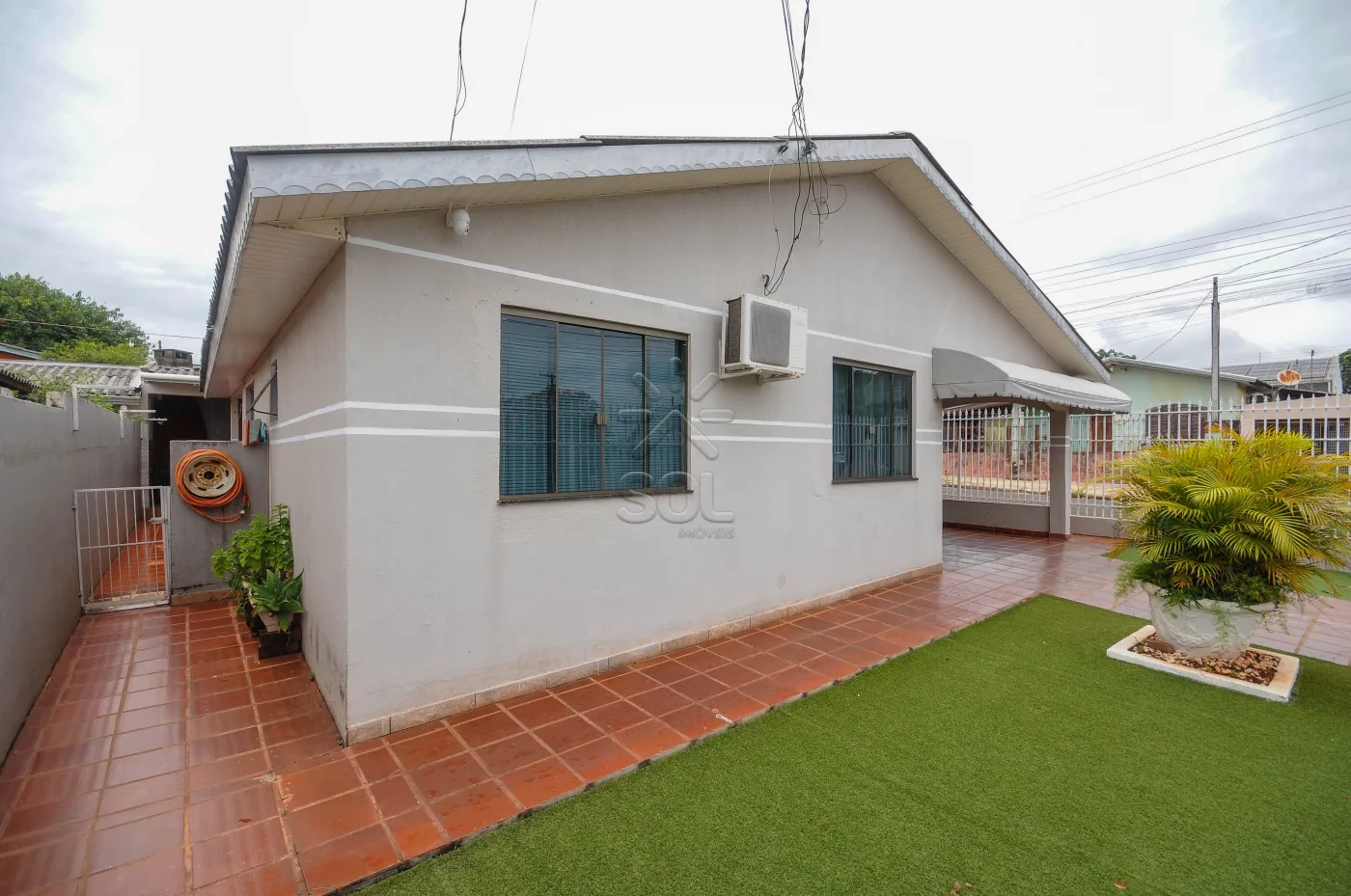 Casa semimobiliada à venda no Jardim Belvedere em Foz do Iguaçu
