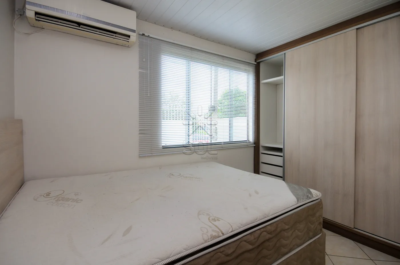 Casa semimobiliada à venda no Jardim Belvedere em Foz do Iguaçu