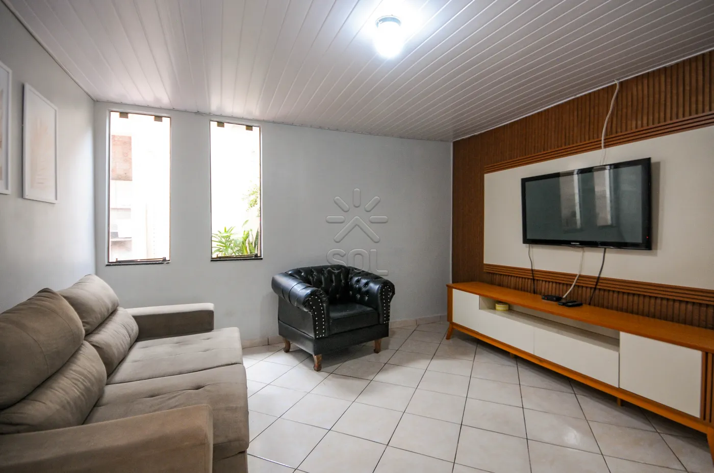 Casa semimobiliada à venda no Jardim Belvedere em Foz do Iguaçu