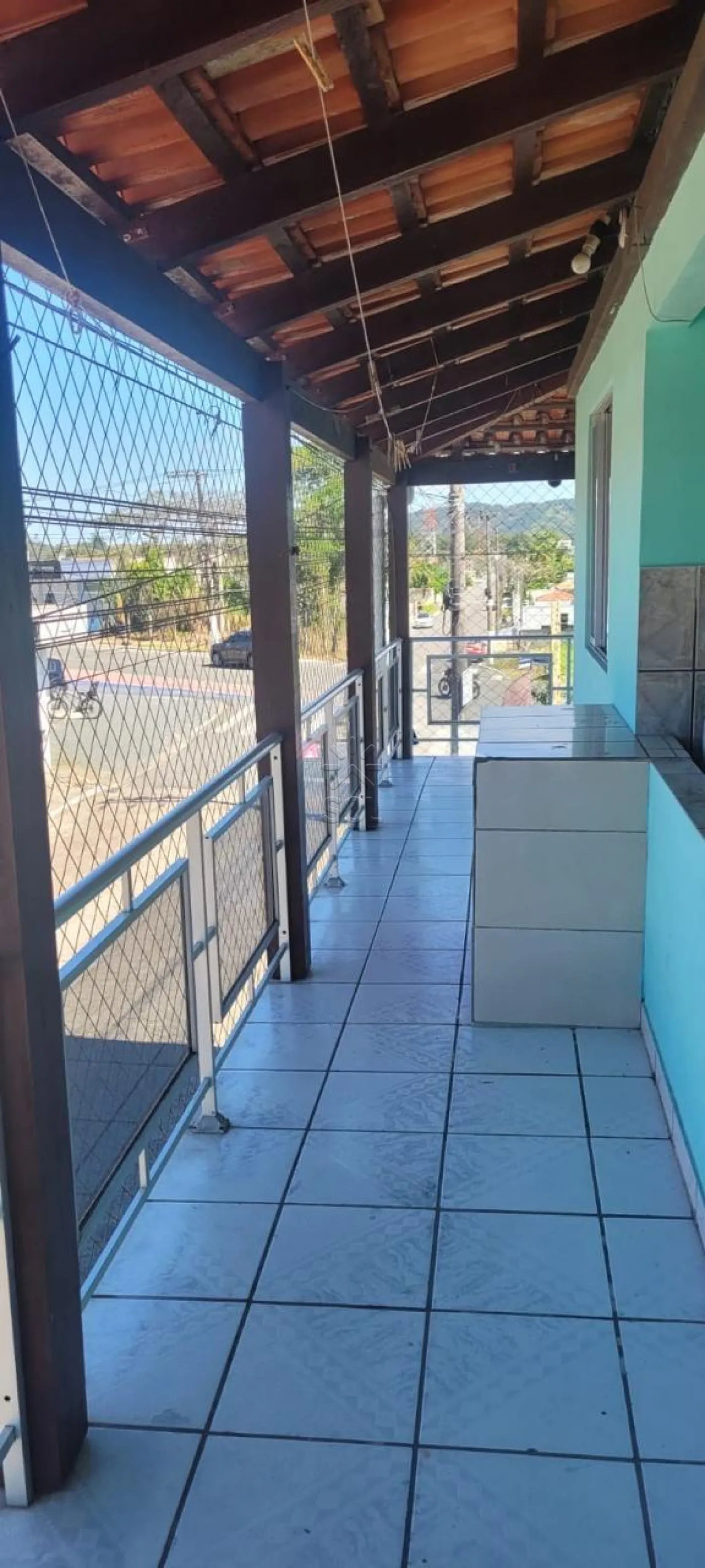 Apartamento mobiliado para alugar a 200 metros do mar - Penha/SC