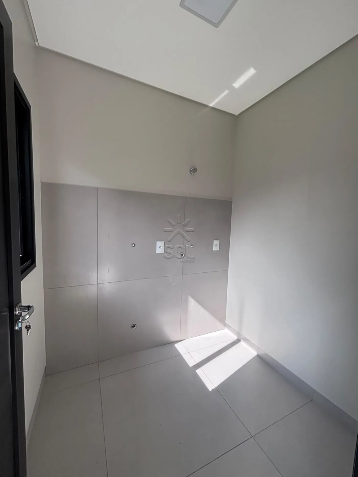 Sobrado novo à venda no Bairro Belo Horizonte - Medianeira/PR