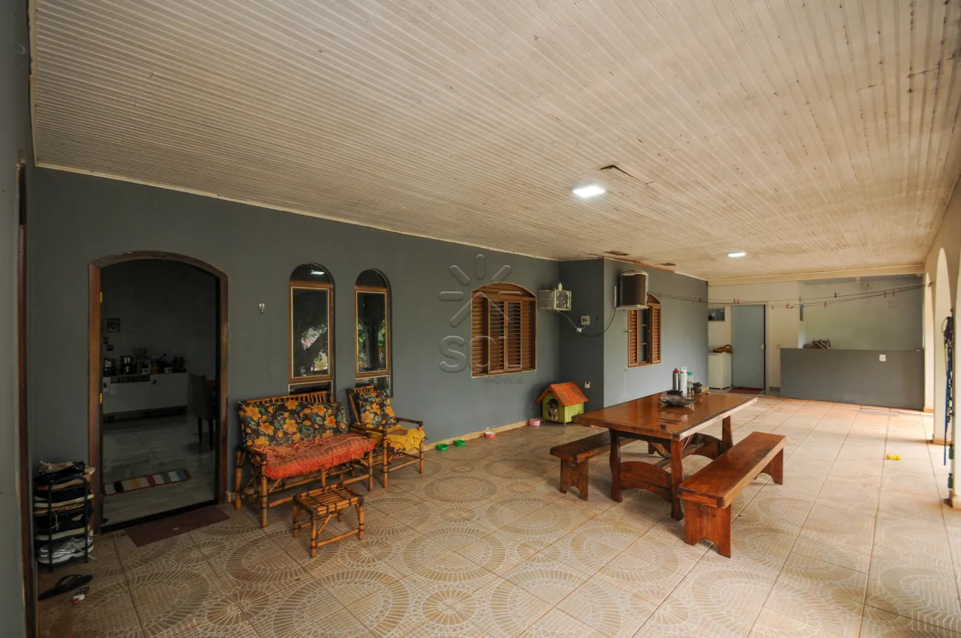 Casa à venda na Vila C em Foz do Iguaçu/PR - 150m² construídos |  Amplo terreno e espaço para aproveitar bons momentos em família!