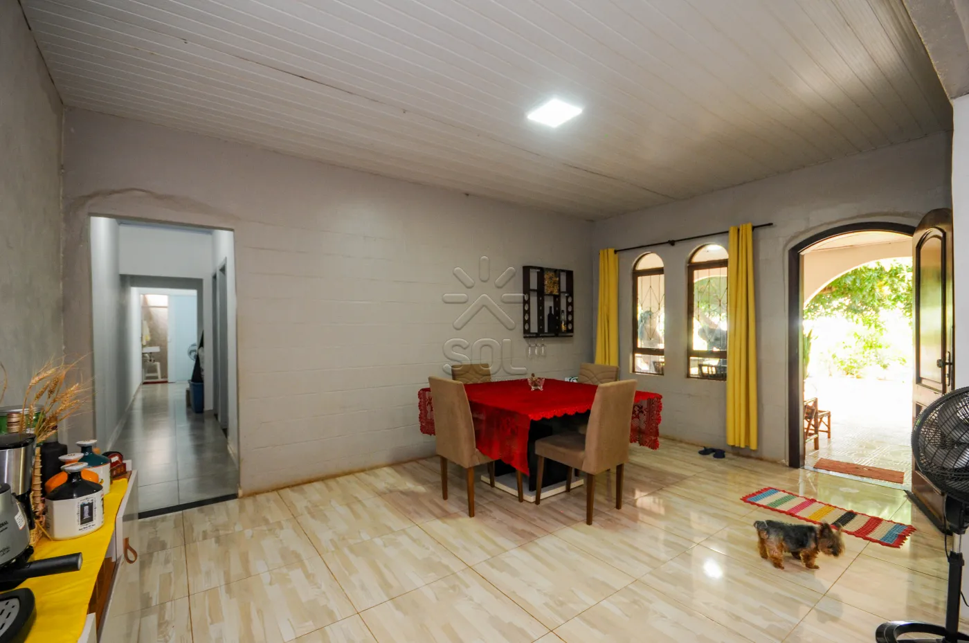 Casa à venda na Vila C em Foz do Iguaçu/PR - 150m² construídos |  Amplo terreno e espaço para aproveitar bons momentos em família!