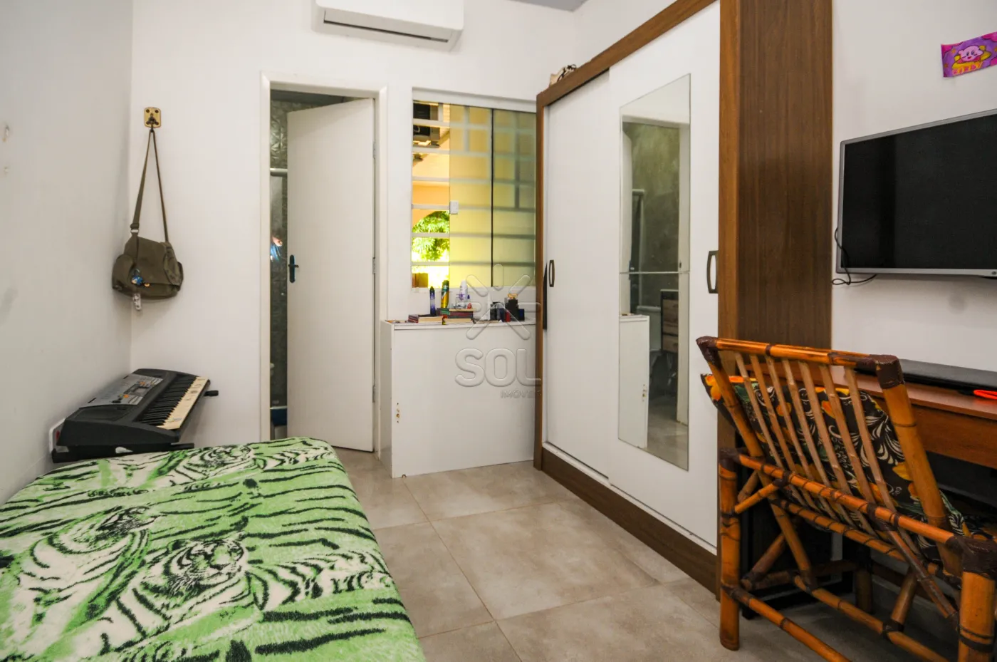 Casa à venda na Vila C em Foz do Iguaçu/PR - 150m² construídos |  Amplo terreno e espaço para aproveitar bons momentos em família!