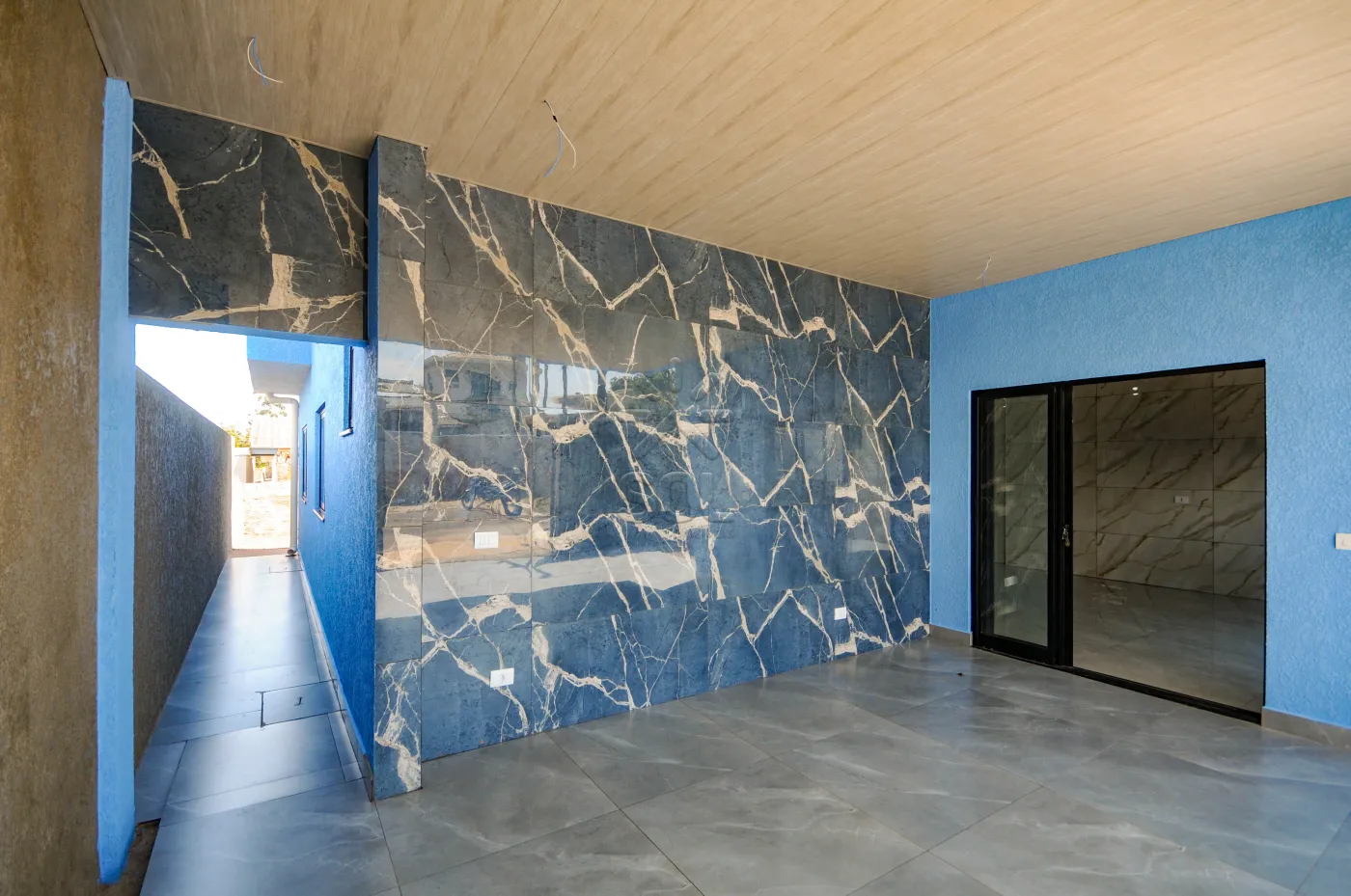 Casa à venda no Jardim Curitibano em Foz do Iguaçu/PR - 145m² de área construída | 220m² de terreno | 3 quartos | Garagem para 2 carros