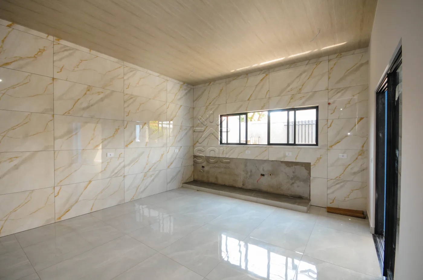 Casa à venda no Jardim Curitibano em Foz do Iguaçu/PR - 145m² de área construída | 220m² de terreno | 3 quartos | Garagem para 2 carros