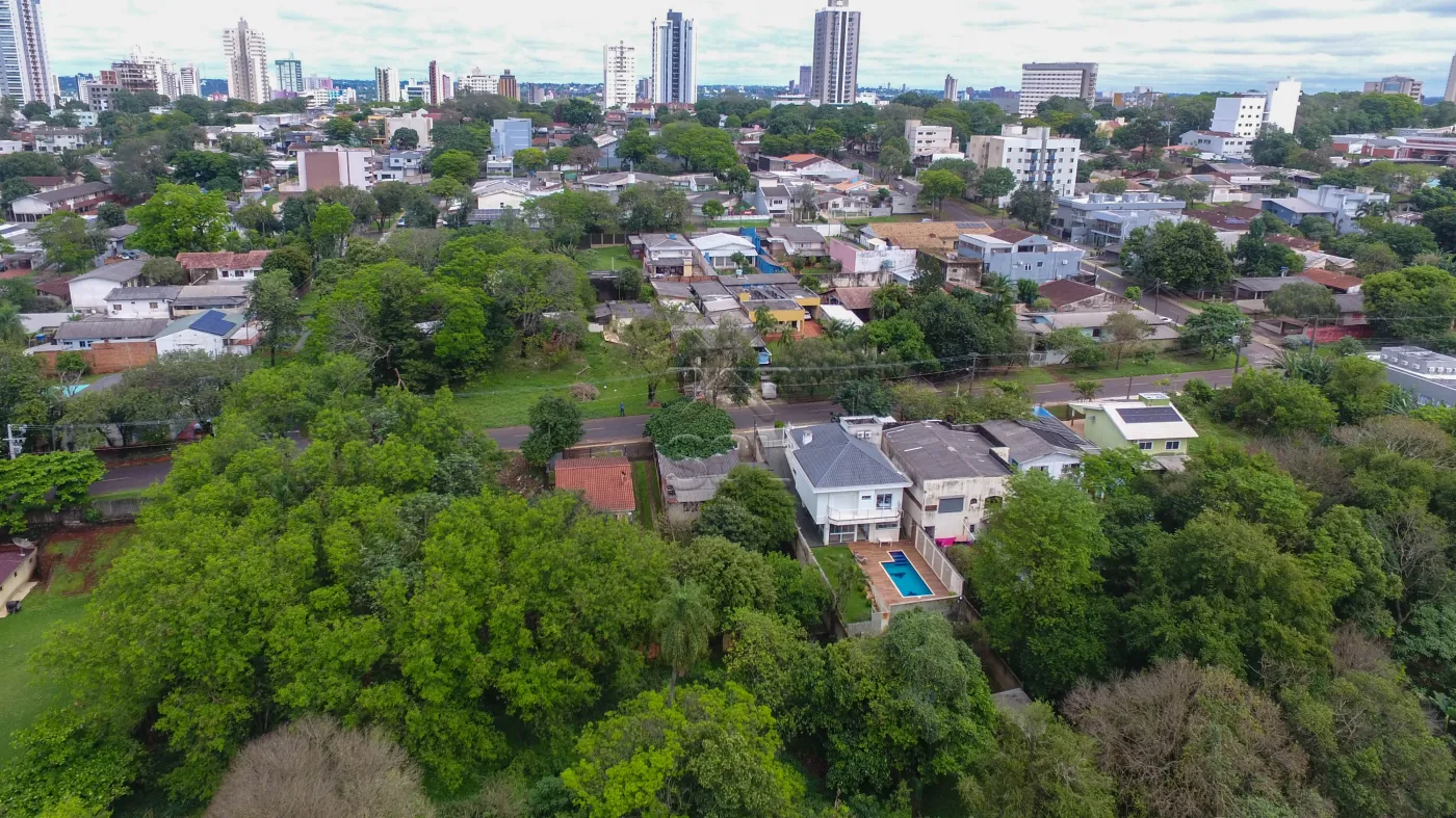 Terreno à venda no Jardim Esmeralda em Foz do Iguaçu/PR | 360,23m²