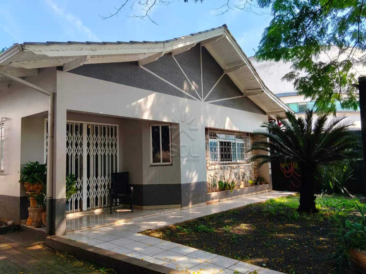 Imóvel com 2 casas à venda na Vila Yolanda em Foz do Iguaçu/PR | Terreno de 1.072m²