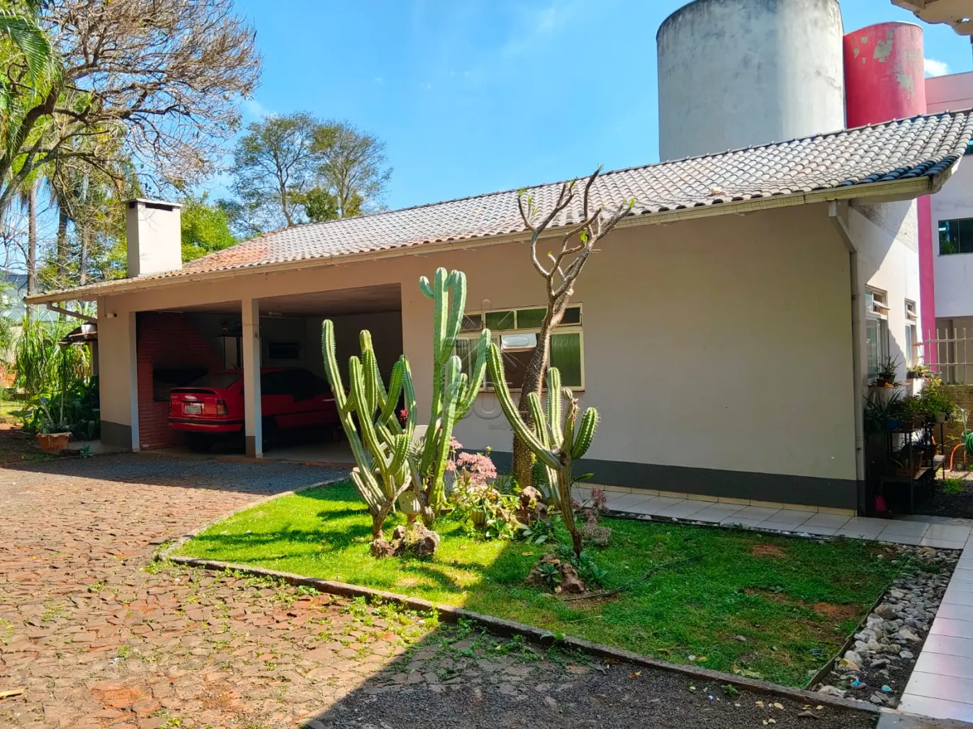 Imóvel com 2 casas à venda na Vila Yolanda em Foz do Iguaçu/PR | Terreno de 1.072m²