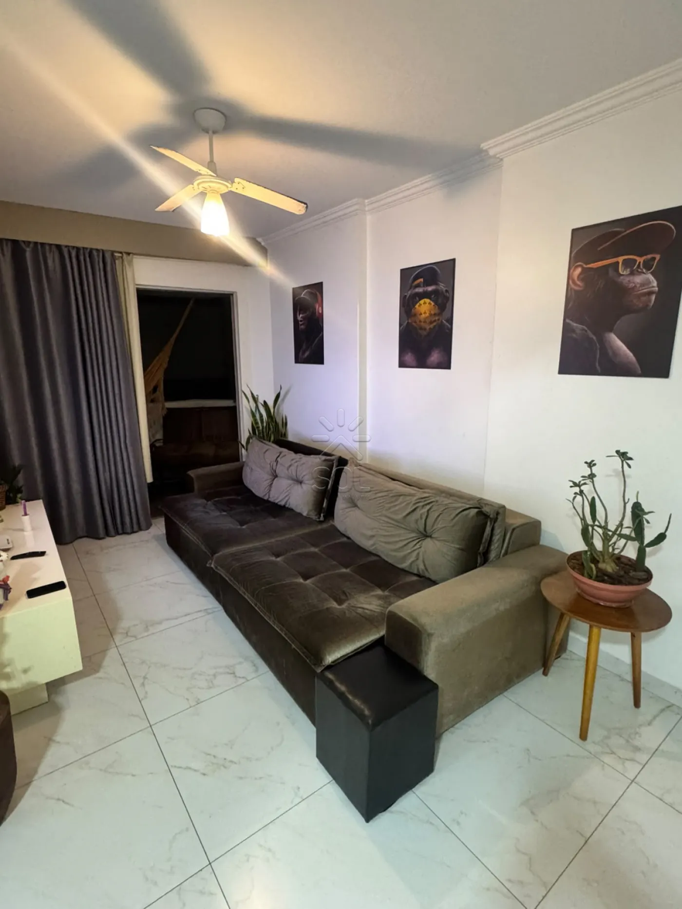 Apartamento mobiliado à venda no Edifício Las Brisas - Centro de Foz do Iguaçu/PR