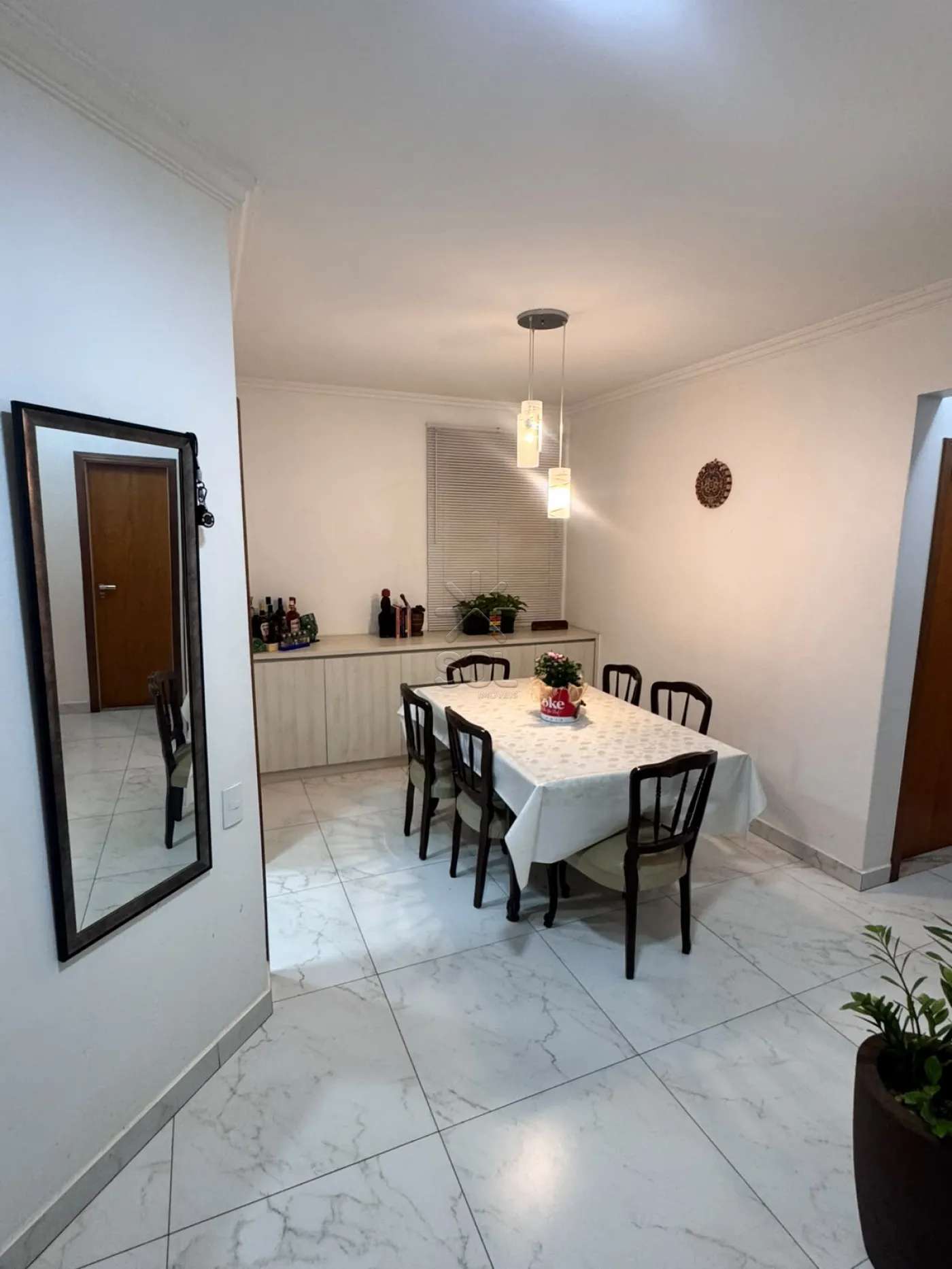 Apartamento mobiliado à venda no Edifício Las Brisas - Centro de Foz do Iguaçu/PR