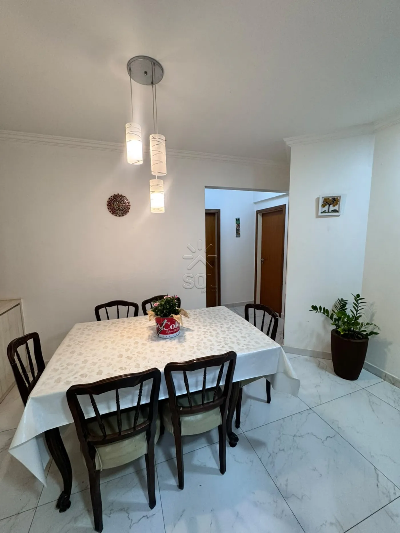 Apartamento mobiliado à venda no Edifício Las Brisas - Centro de Foz do Iguaçu/PR