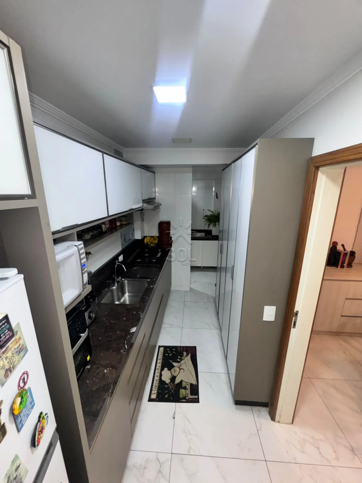 Apartamento mobiliado à venda no Edifício Las Brisas - Centro de Foz do Iguaçu/PR