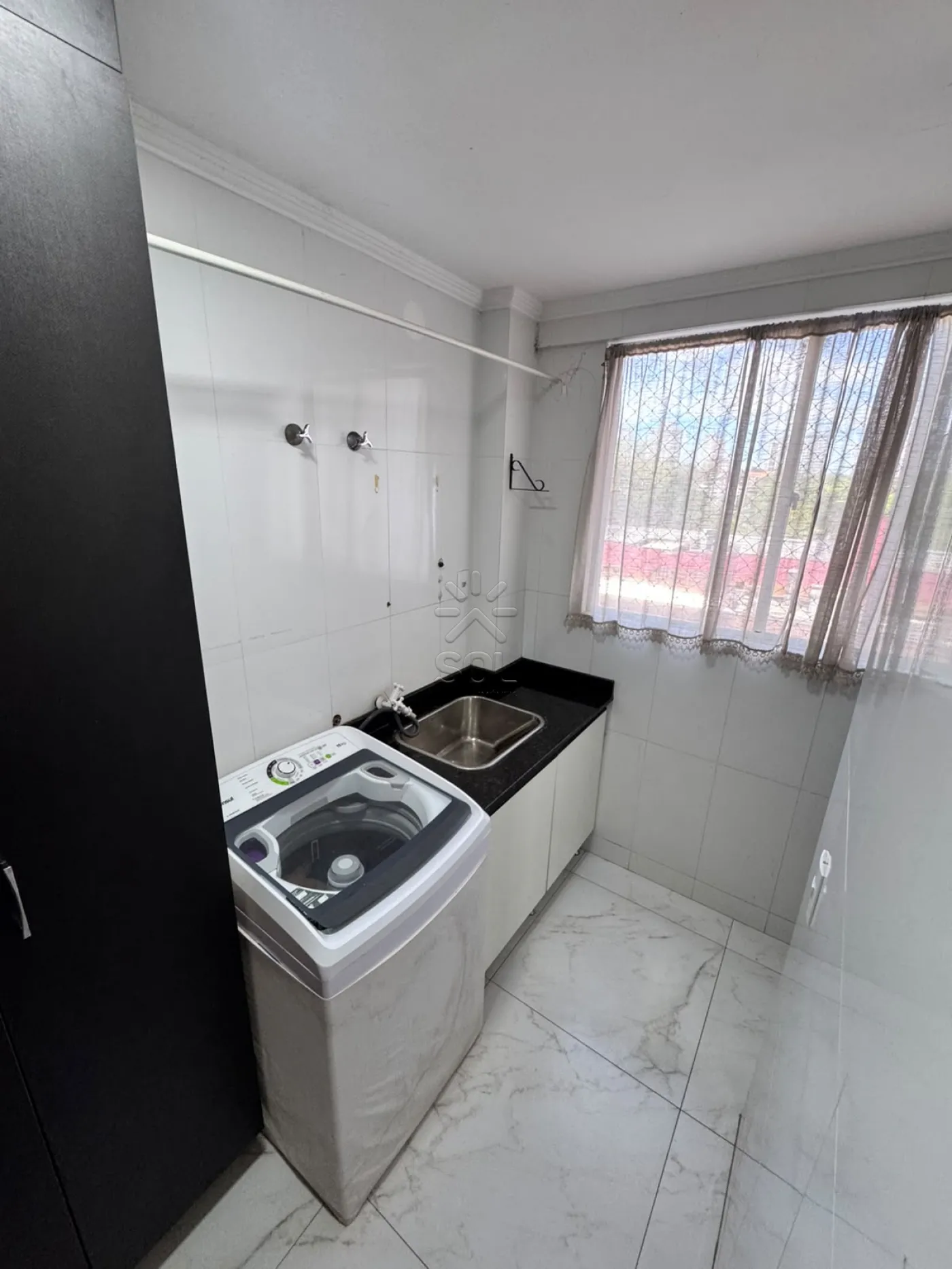 Apartamento mobiliado à venda no Edifício Las Brisas - Centro de Foz do Iguaçu/PR