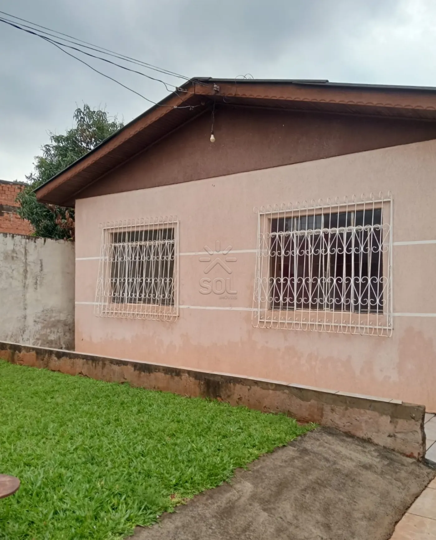 Casa à venda no Três Lagoas em Foz do Iguaçu/PR | 3 quartos e terreno de 300m²