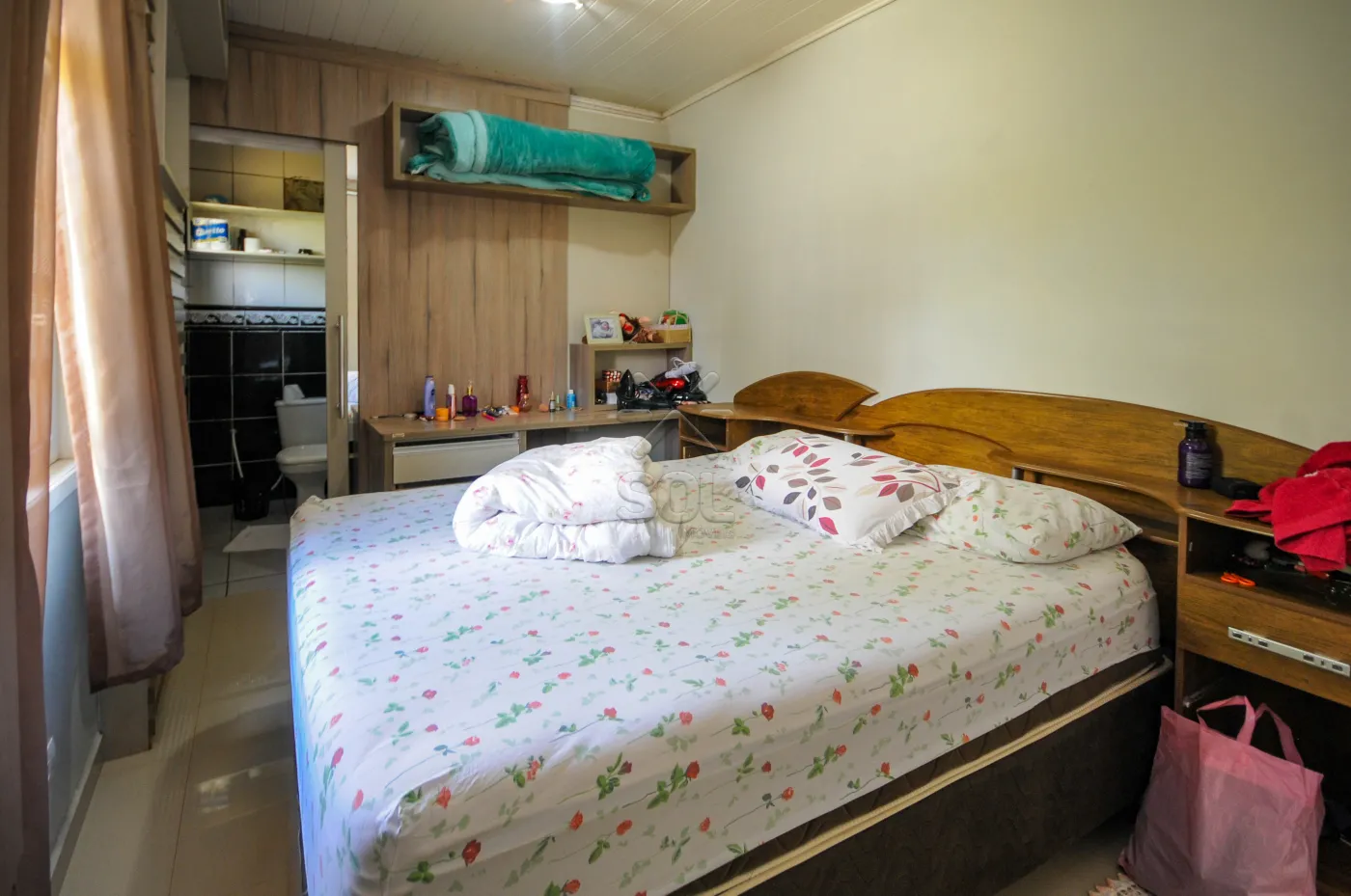 Casa à venda no Jardim Nacional em Foz do Iguaçu/PR | 1 suíte  + 2 quartos | piscina | área com churrasqueira