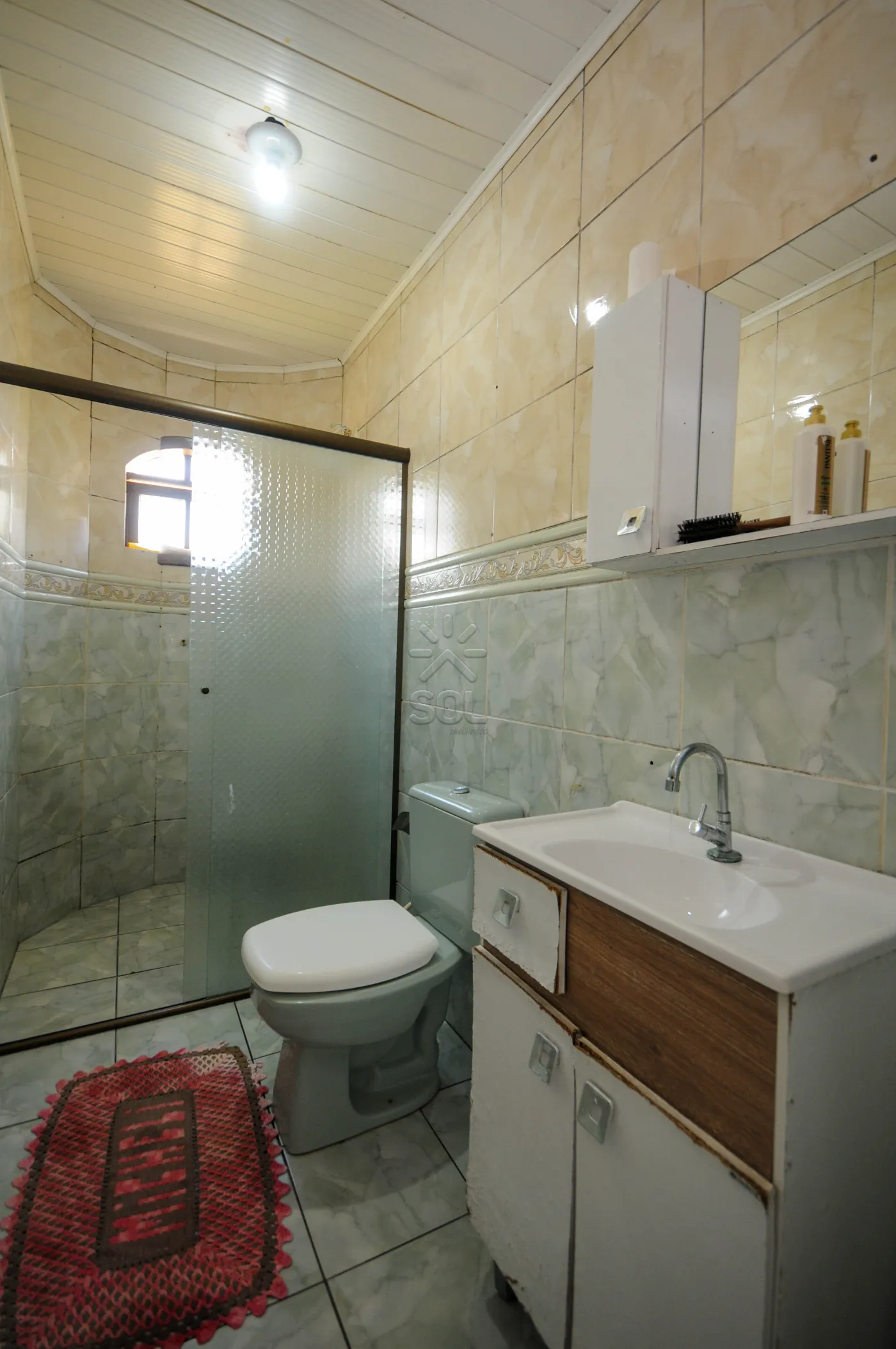 Casa à venda no Jardim Nacional em Foz do Iguaçu/PR | 1 suíte  + 2 quartos | piscina | área com churrasqueira