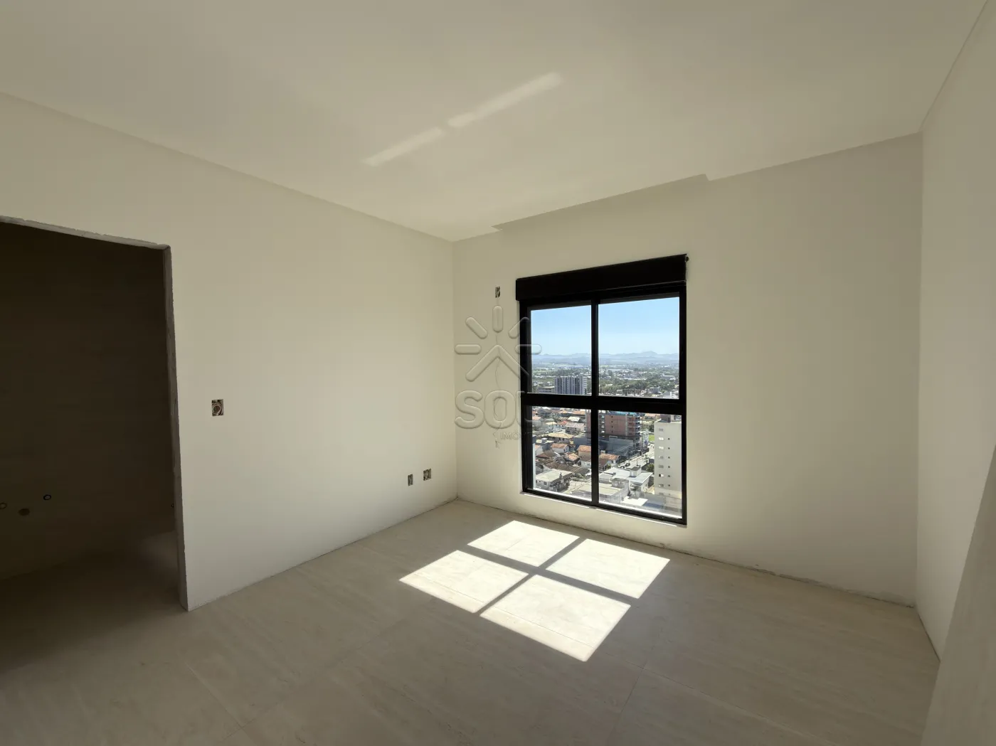 Apartamento de Alto Padrão no Unique Home Residence em Balneário Piçarras/SC - 200,70m² privativos | 4 suítes | 3 vagas de garagem | A 80 metros do mar