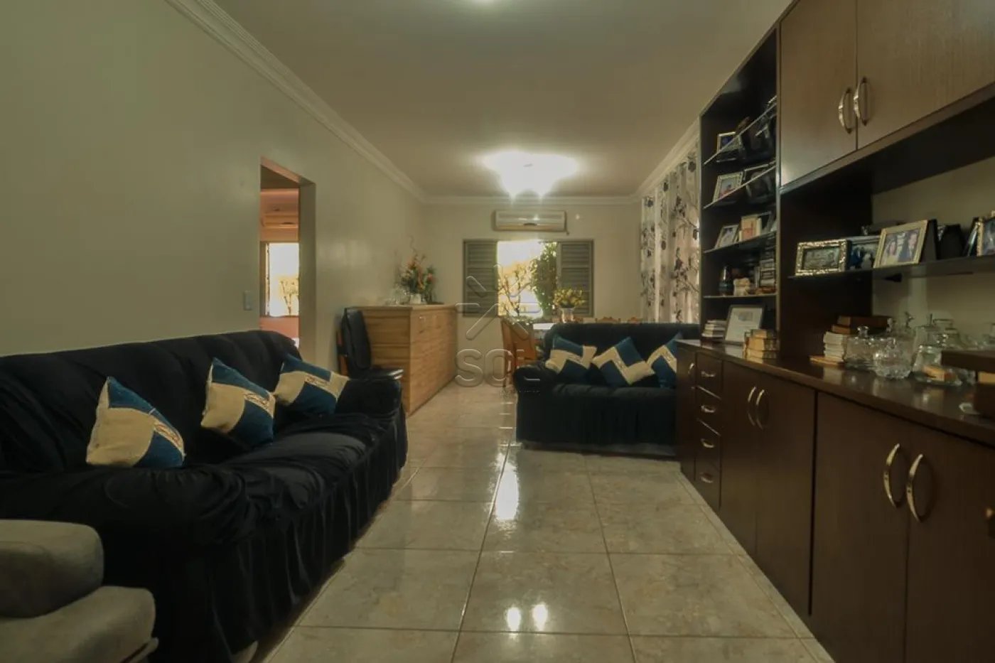 Casa com sobrado à venda no Jardim São Paulo em Foz do Iguaçu/PR - 180m² construídos em terreno de 371,84m²