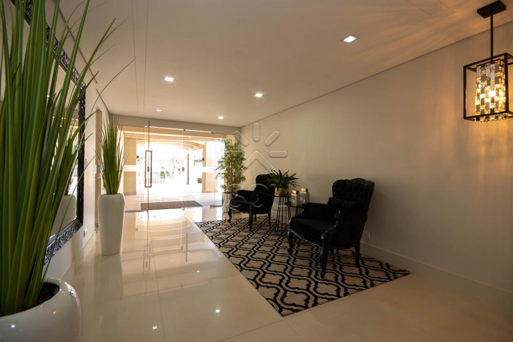Apartamento amplo e semi-mobiliado à venda no Edifício San Ignácio - Centro de Foz do Iguaçu