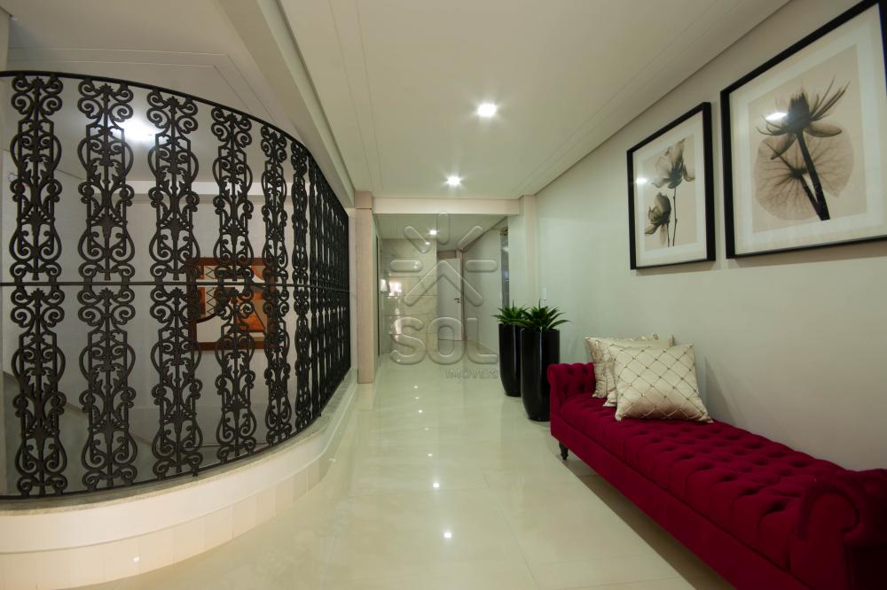 Apartamento amplo e semi-mobiliado à venda no Edifício San Ignácio - Centro de Foz do Iguaçu
