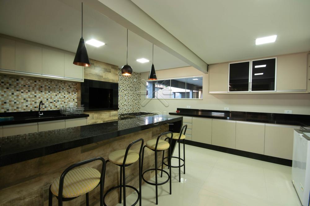 Apartamento amplo e semi-mobiliado à venda no Edifício San Ignácio - Centro de Foz do Iguaçu