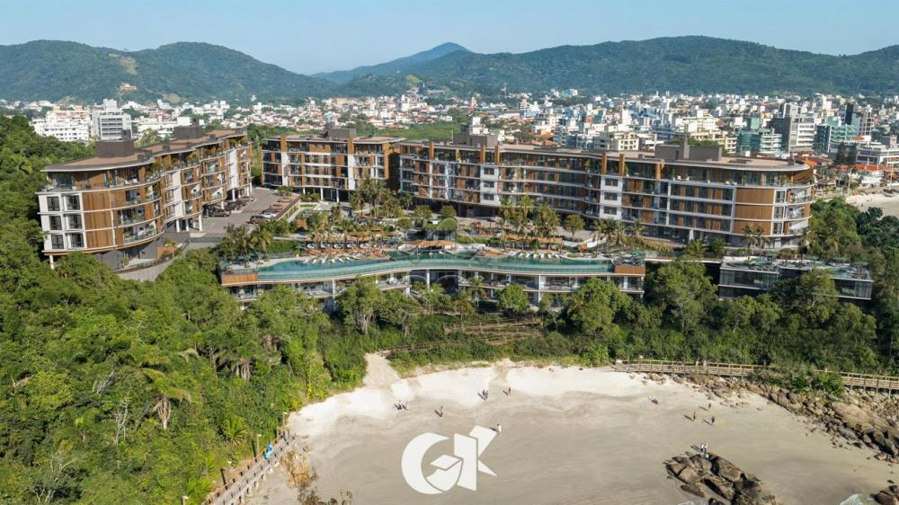 Porto Ribeiro Village