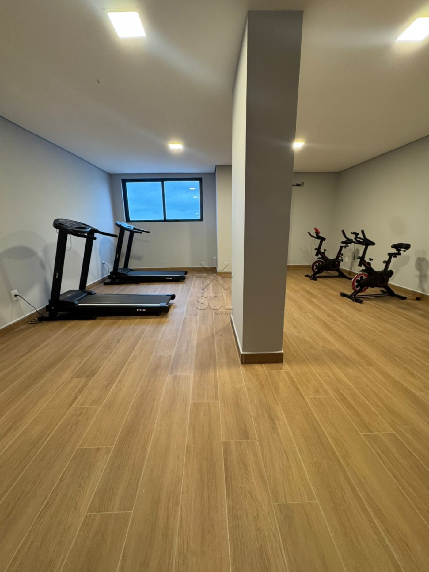 Apartamento mobiliado e de alto padrão à venda no Edifício Torre Del Mar - Centro de Penha/SC