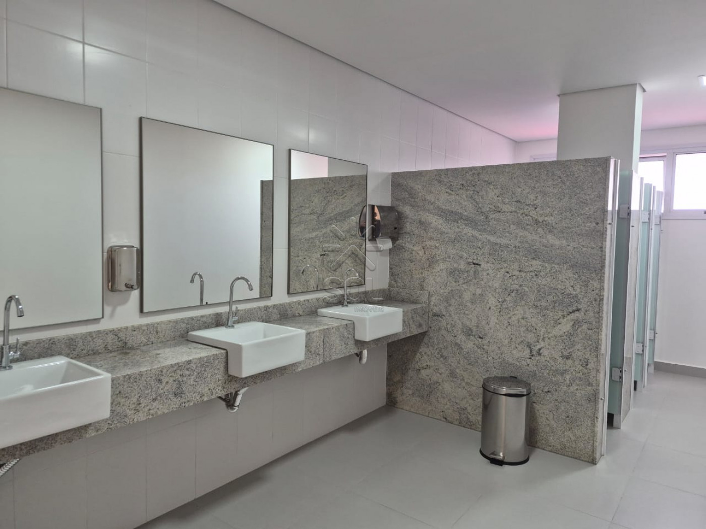 Apartamento de alto padrão à venda no Bersi Home Club em Penha/SC - 3 suítes, 105,50m² e a apenas 300 metros da praia