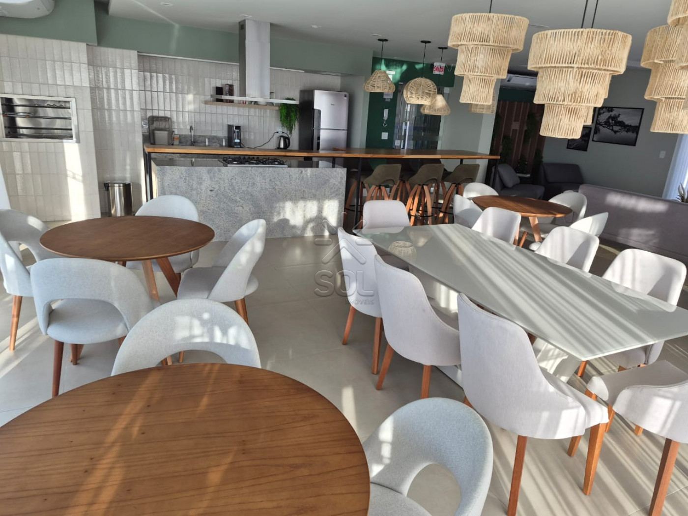 Apartamento de alto padrão à venda no Bersi Home Club em Penha/SC - 3 suítes, 105,50m² e a apenas 300 metros da praia