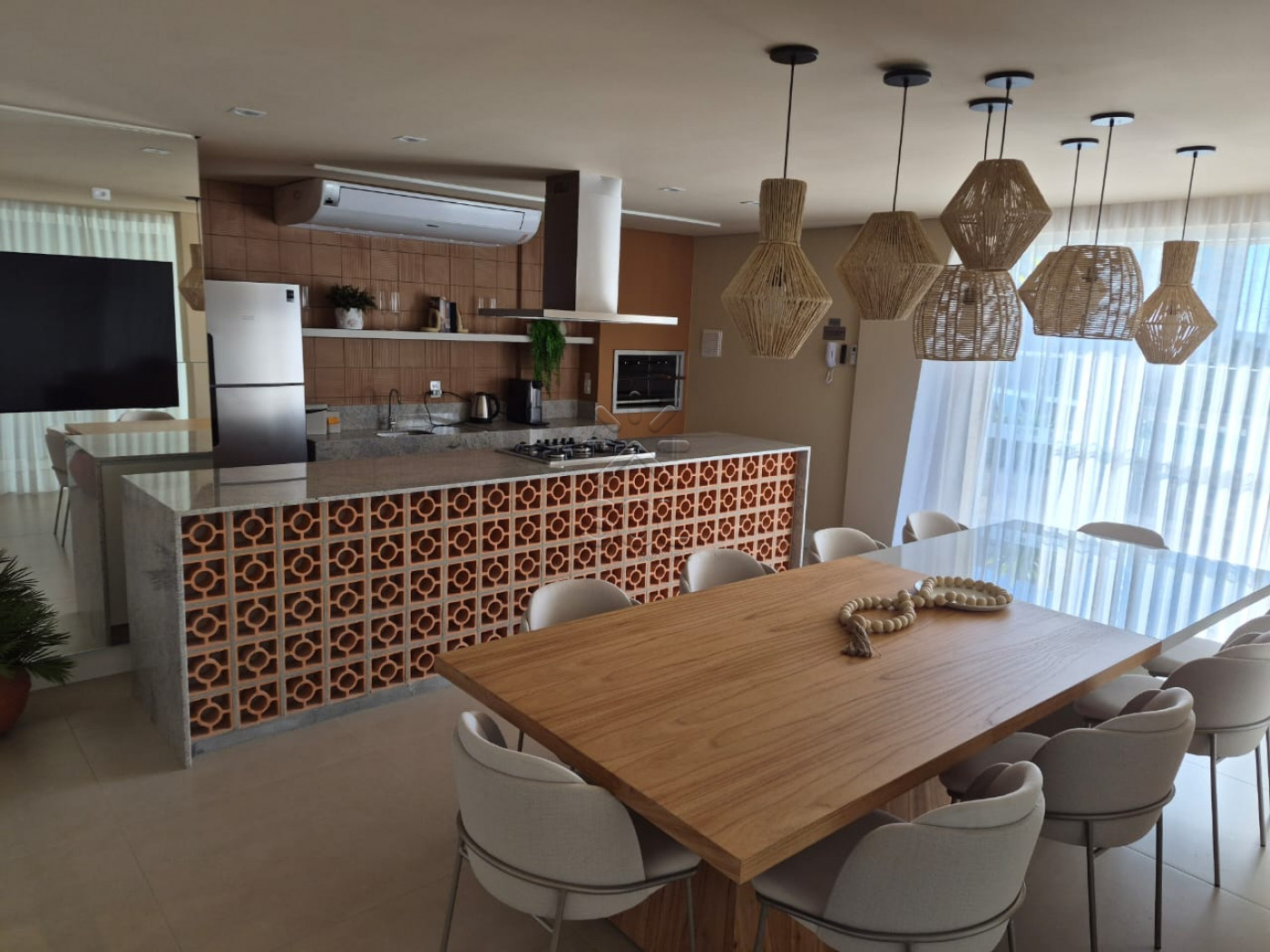 Apartamento de alto padrão à venda no Bersi Home Club em Penha/SC - 3 suítes, 105,50m² e a apenas 300 metros da praia