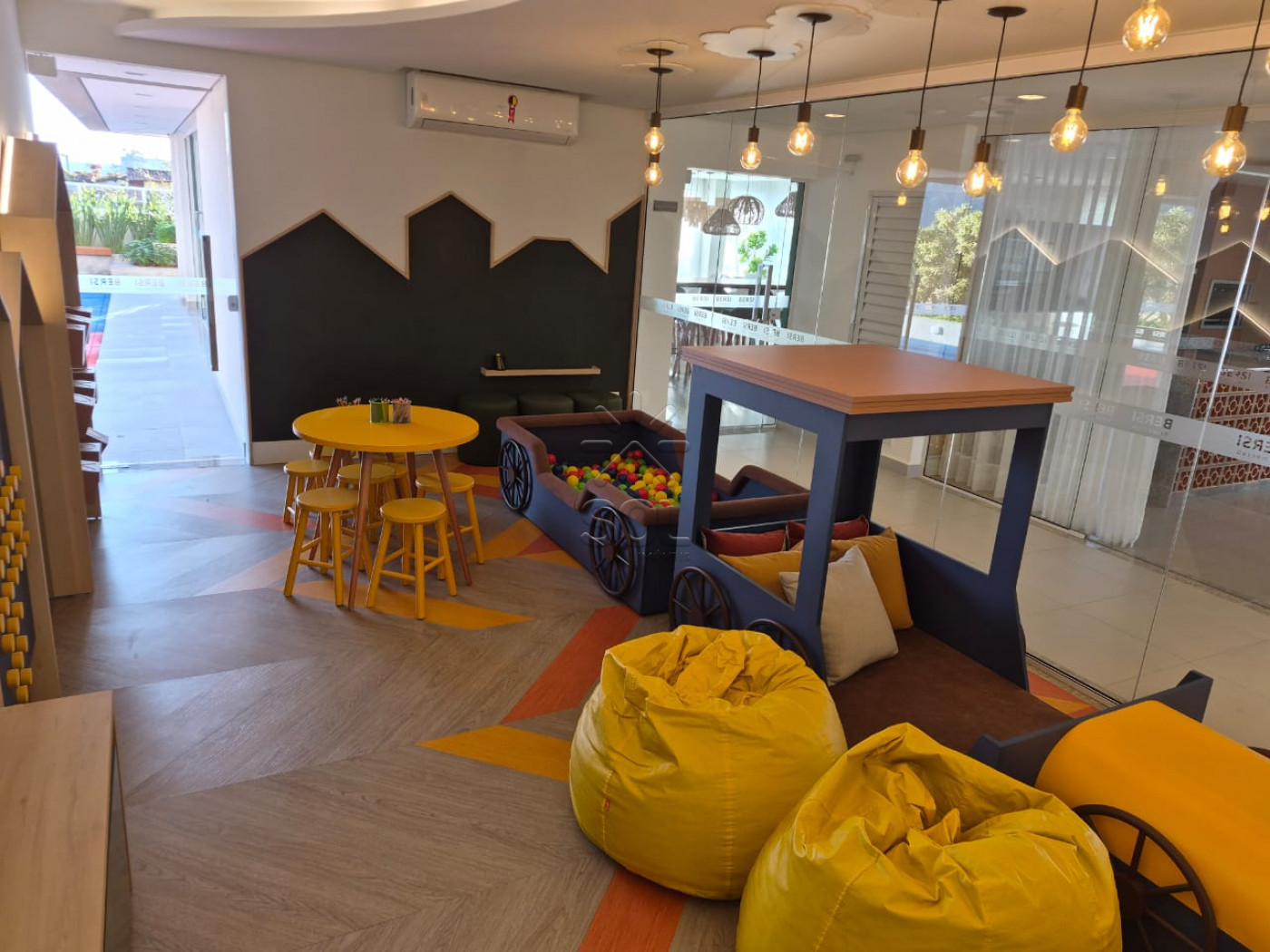 Apartamento de alto padrão à venda no Bersi Home Club em Penha/SC - 3 suítes, 105,50m² e a apenas 300 metros da praia