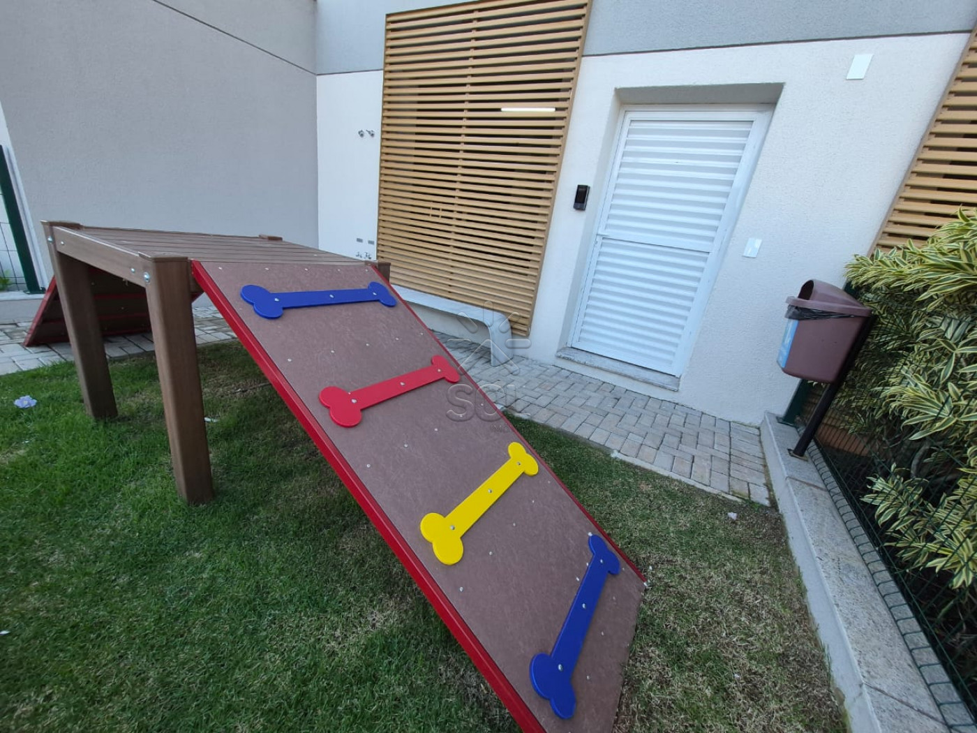 Apartamento de alto padrão à venda no Bersi Home Club em Penha/SC - 3 suítes, 105,50m² e a apenas 300 metros da praia