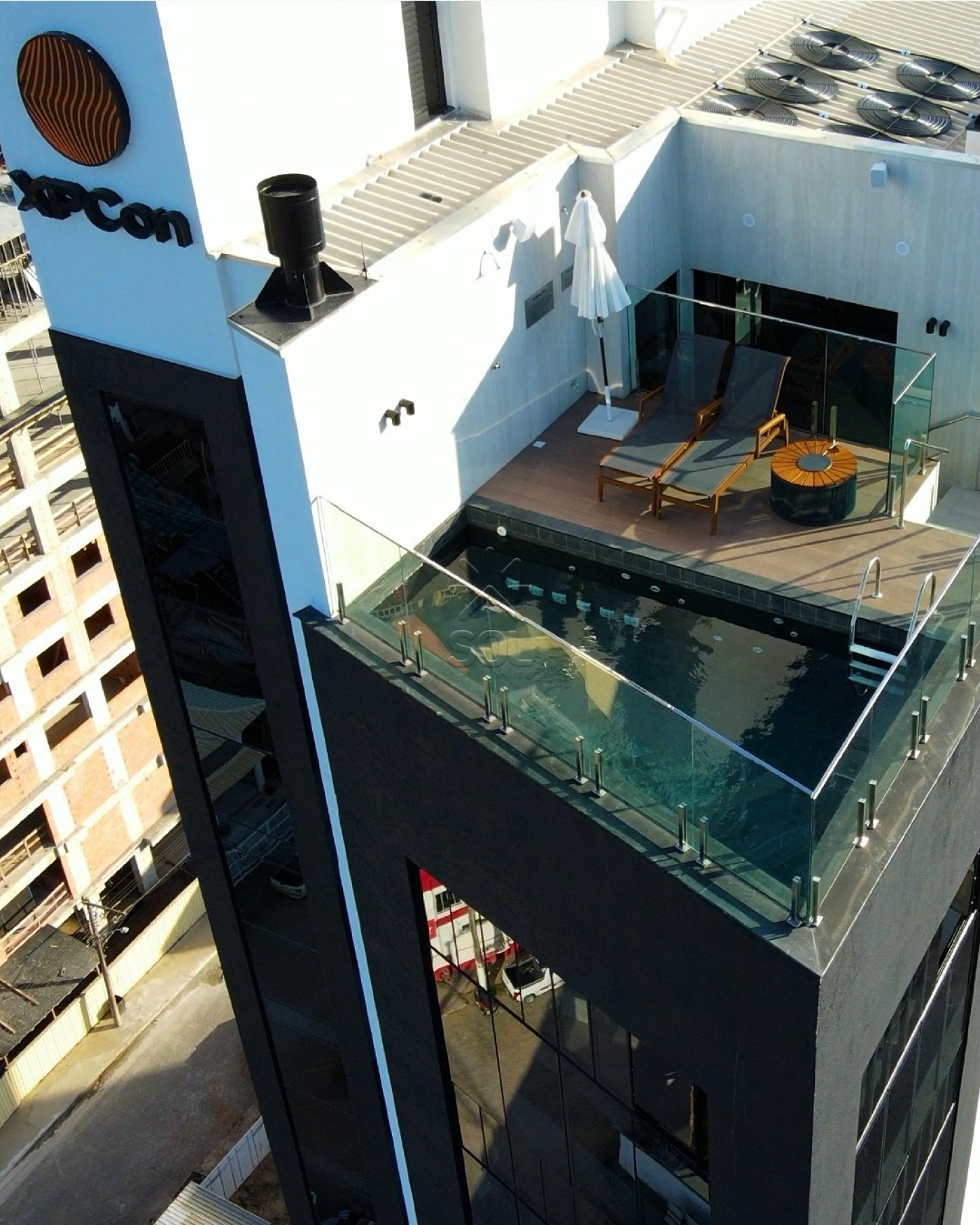 Apartamento giardino mobiliado à venda no Edifício Merídio - Frente-Mar em Balneário Piçarras