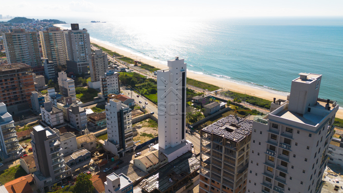 Apartamento giardino mobiliado à venda no Edifício Merídio - Frente-Mar em Balneário Piçarras