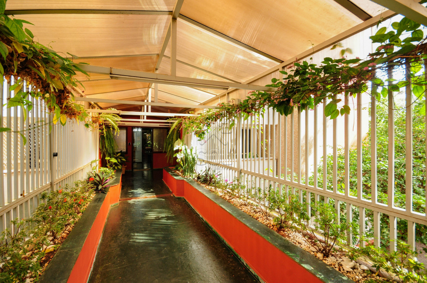 Apartamento reformado à venda no Edifício Villa Sorrento, no Centro de Foz do Iguaçu/PR - 86,31m² | 3 quartos