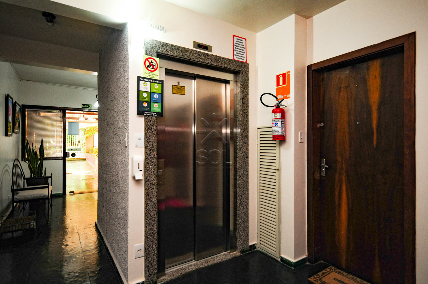 Apartamento reformado à venda no Edifício Villa Sorrento, no Centro de Foz do Iguaçu/PR - 86,31m² | 3 quartos