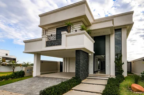 Sobrado de alto padrão à venda no Condomínio Villa Firenze em Foz do Iguaçu/PR - 280,76m², 3 suítes, piscina e móveis planejados