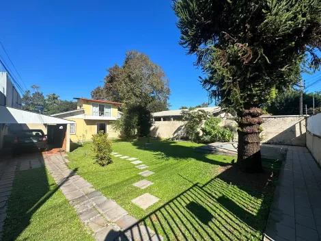 Casa à venda no Jardim Eliza em Foz do Iguaçu/PR - 164m² construídos em terreno de 450m²