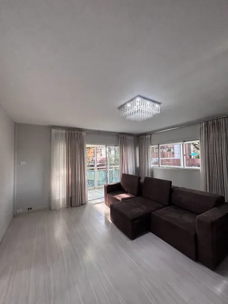 Apartamento de alto padrão à venda no Edifício Carlos Sottomaior - Centro de Foz do Iguaçu