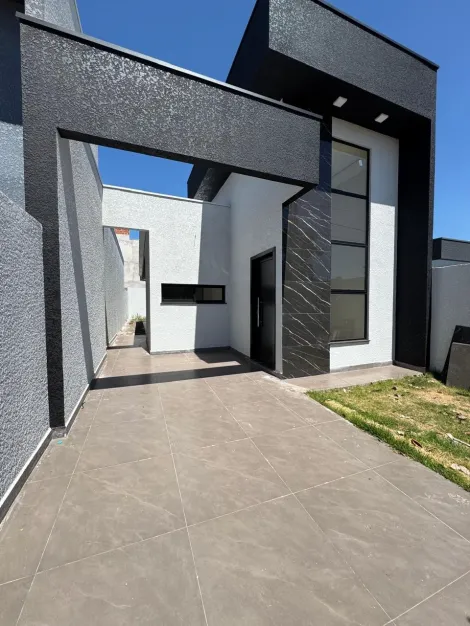 Casa nova para locação, Jardim das Oliveiras, região de 3 Lagoas - Foz do Iguaçu/PR